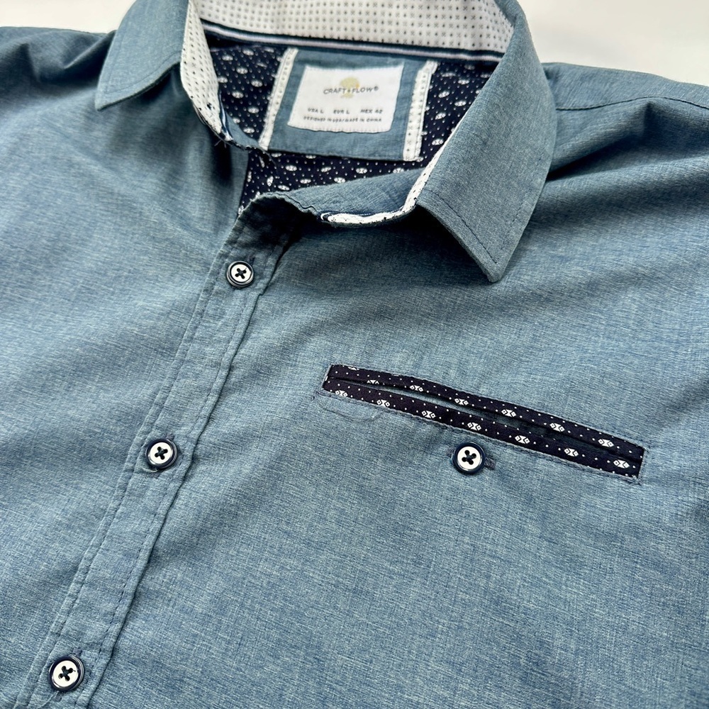Men’s Craft + Flow Long Sleeved Shirt
Size Large - Picture 3 of 7
